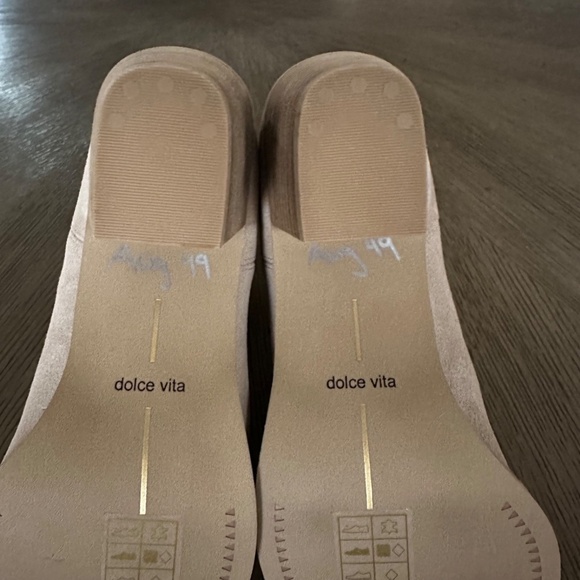 Dolce Vita Shadie Waterproof H20 Pointed Toe Chelsea Bootie Dune Suede Tan 7.5 - Picture 7 of 7